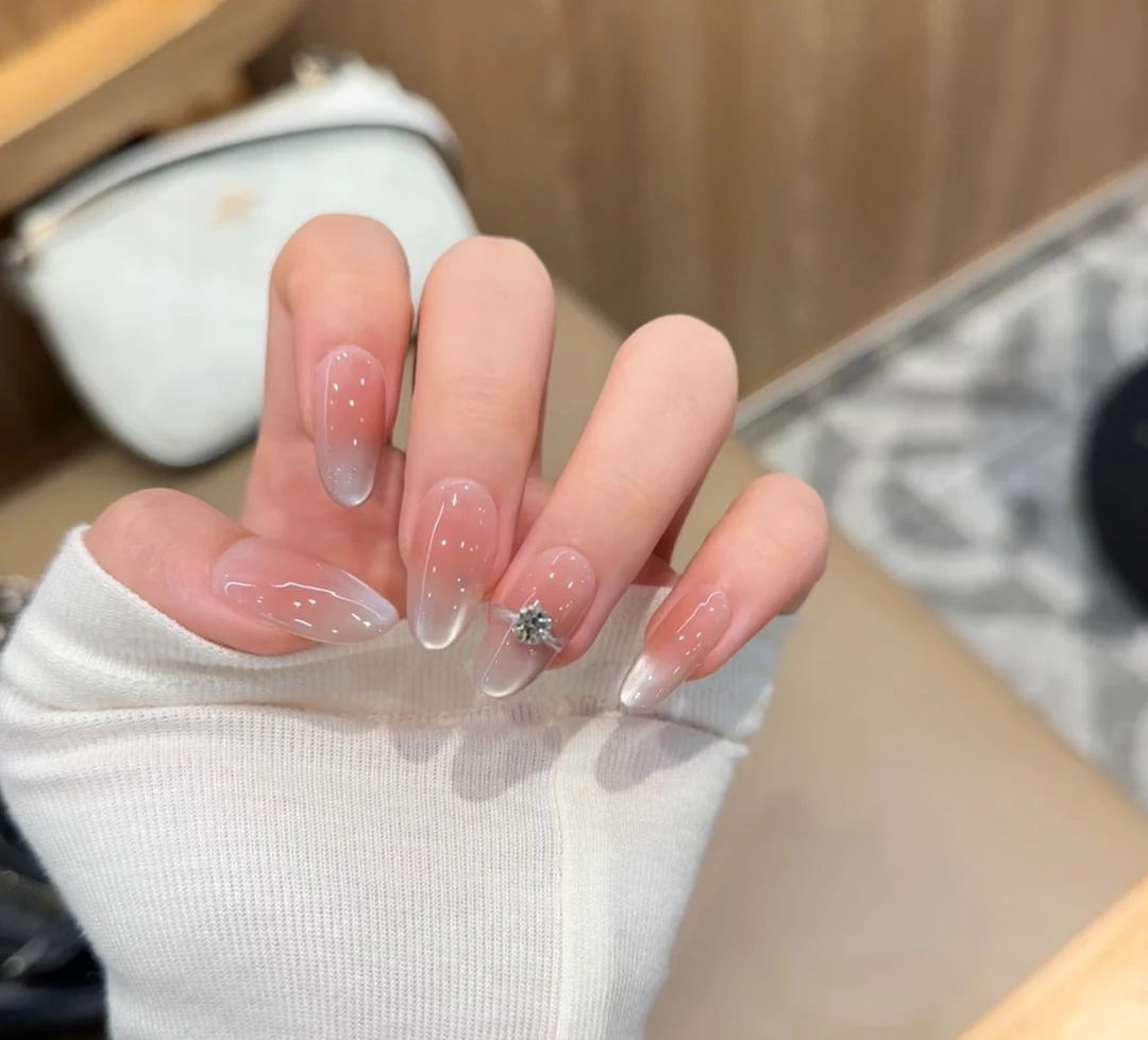 【克拉恋人】手工粉色裸色中长款渐变冰透椭圆穿戴甲气质纯欲