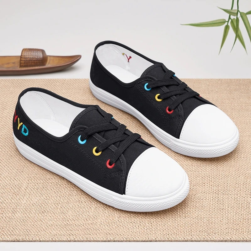 小白鞋女2024年新款夏季百搭少女帆布鞋一脚蹬浅口开车散步布鞋