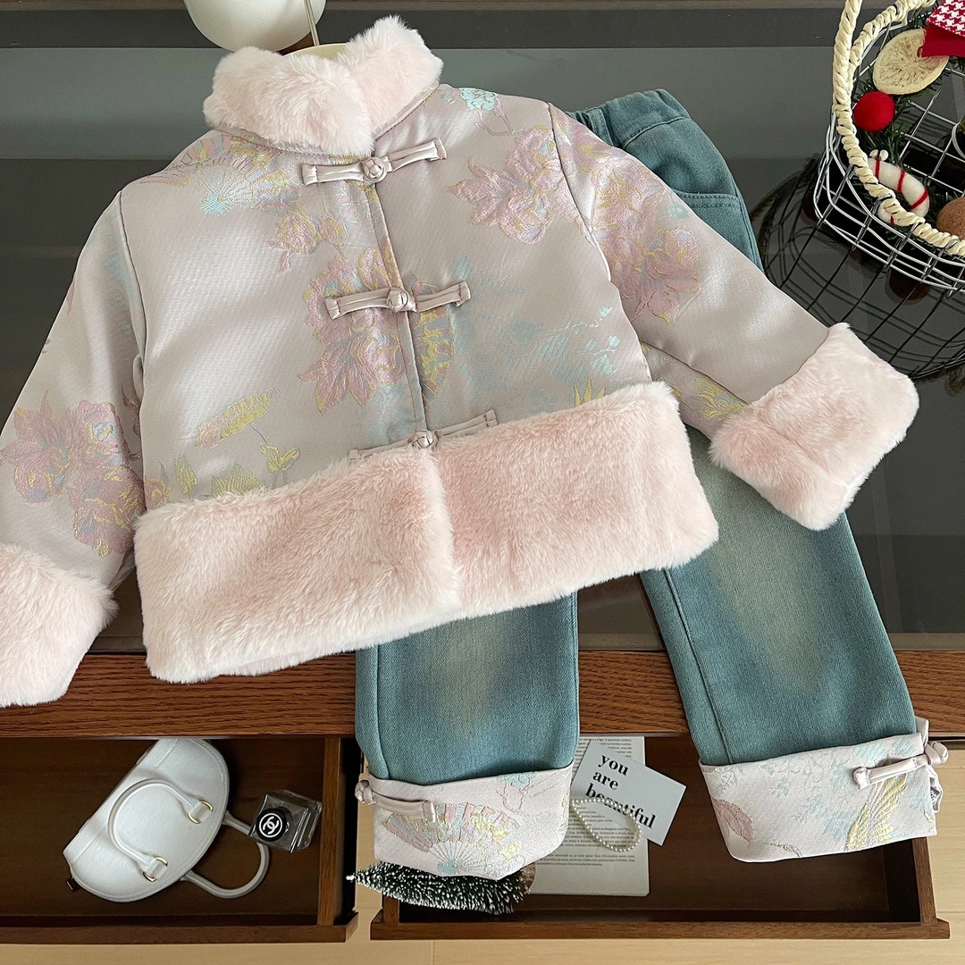2024女童棉服冬装新中式唐装拜年服儿童衣服新年国风过年汉服潮