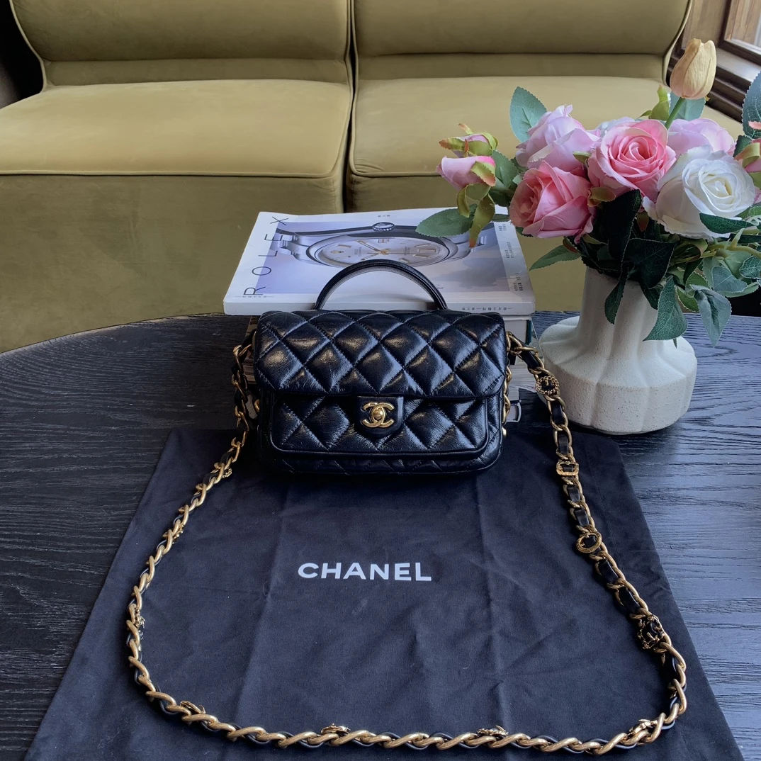99新 Chanel/香奈儿 /24A新款手柄邮差 油蜡nn 芯片./sp21045