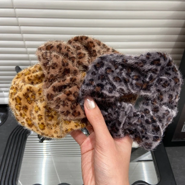 E3865 秋冬灰咖豹纹毛绒大肠发圈大号头花发绳气质扎头绳轻奢洋气