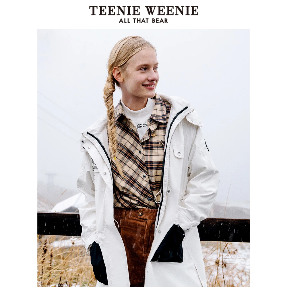 TeenieWeenie小熊2022秋冬新款工装连帽派克羽绒服女TTJD224V10P