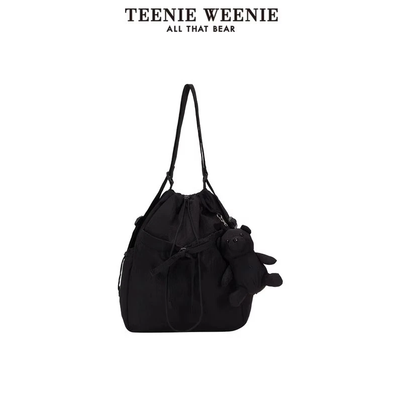 *TeenieWeenie小熊24年冬新款时尚潮流小熊挂件单肩包TTAK24FC02P