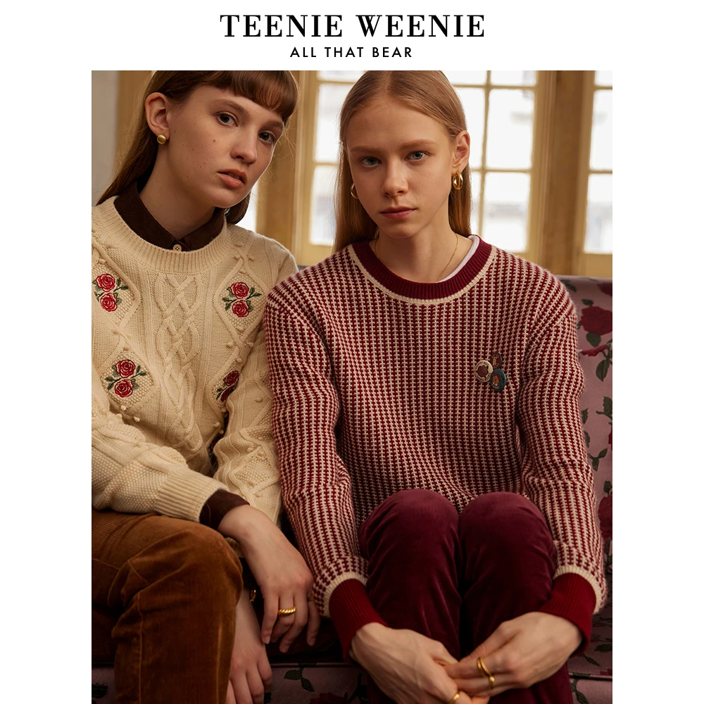 TeenieWeenie小熊2023美拉德风肌理感圆领套头毛衣女TTKW238T41N