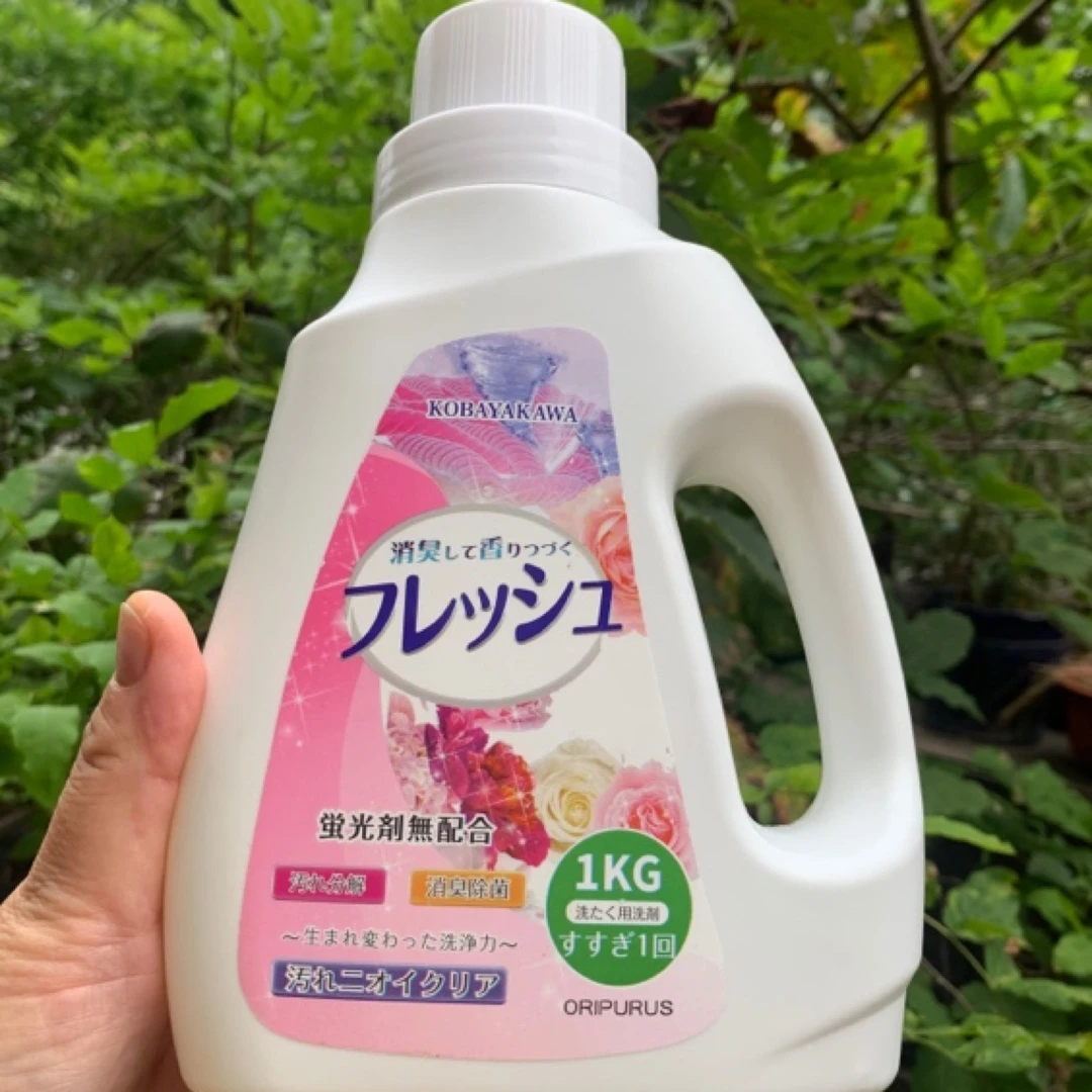 日本奥朴兰诗柔顺护色洗衣液1L深层清洁低泡易漂小早川芬芳洗衣液