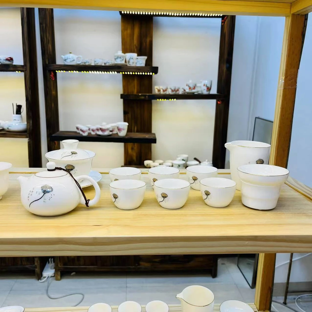 瓷文阁直播专属【多籽莲蓬盖壶11件套送主人杯】羊脂玉瓷茶具已开价