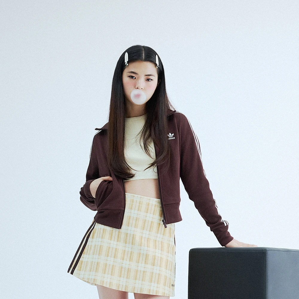 Adidas三叶草ADICOLOR KNIT 复古穿搭针织运动修身夹克外套IN6061