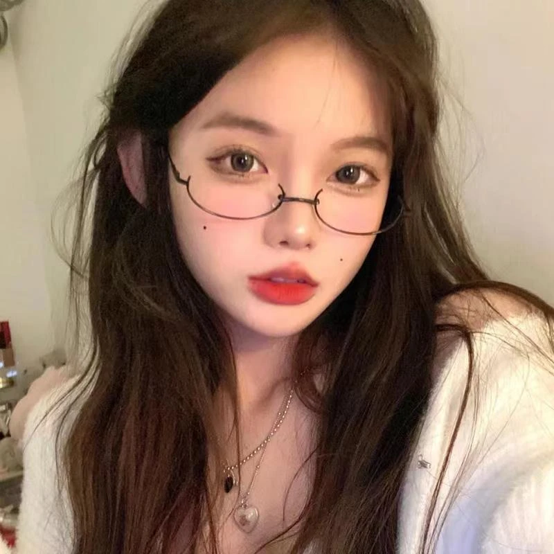 二次元软妹半框眼镜无镜片日系拍照造型搭配可爱萌妹黑色框架女潮