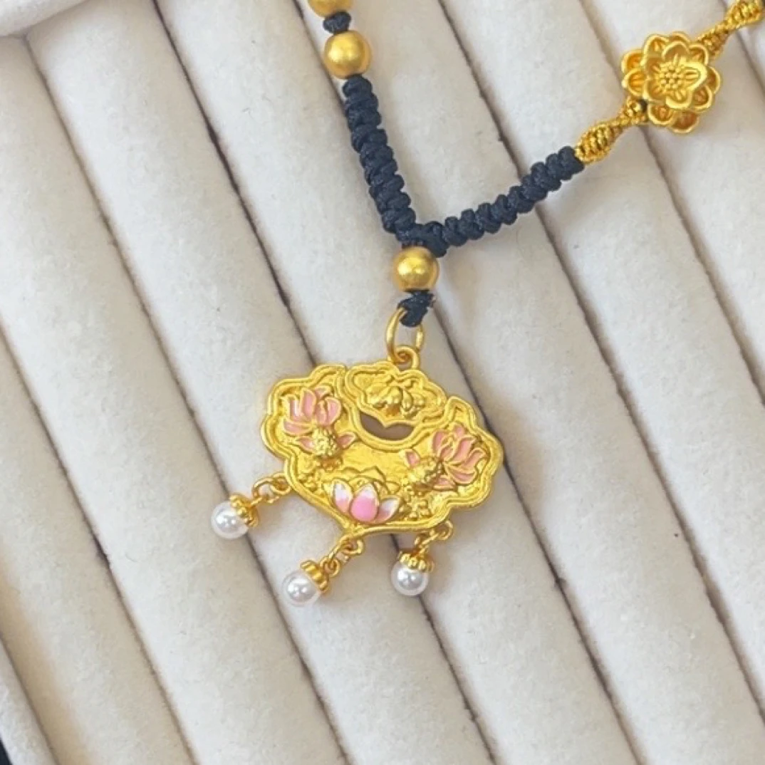 钛钢布艺项链 十里红妆双鱼锁骨链小号手工莲花绳项链祥云锁