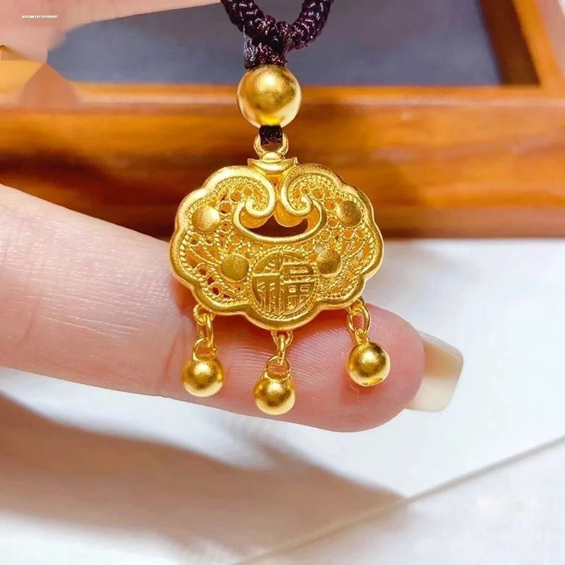 钛钢布艺项链 精致不掉色女款平安如意锁平安长命锁挂坠金色饰品