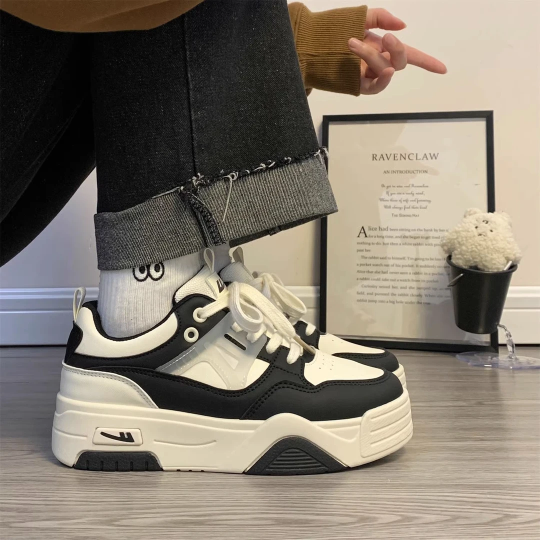 回力黑白复古厚底板鞋女2023秋季新款百搭小众鞋子休闲原创小白鞋