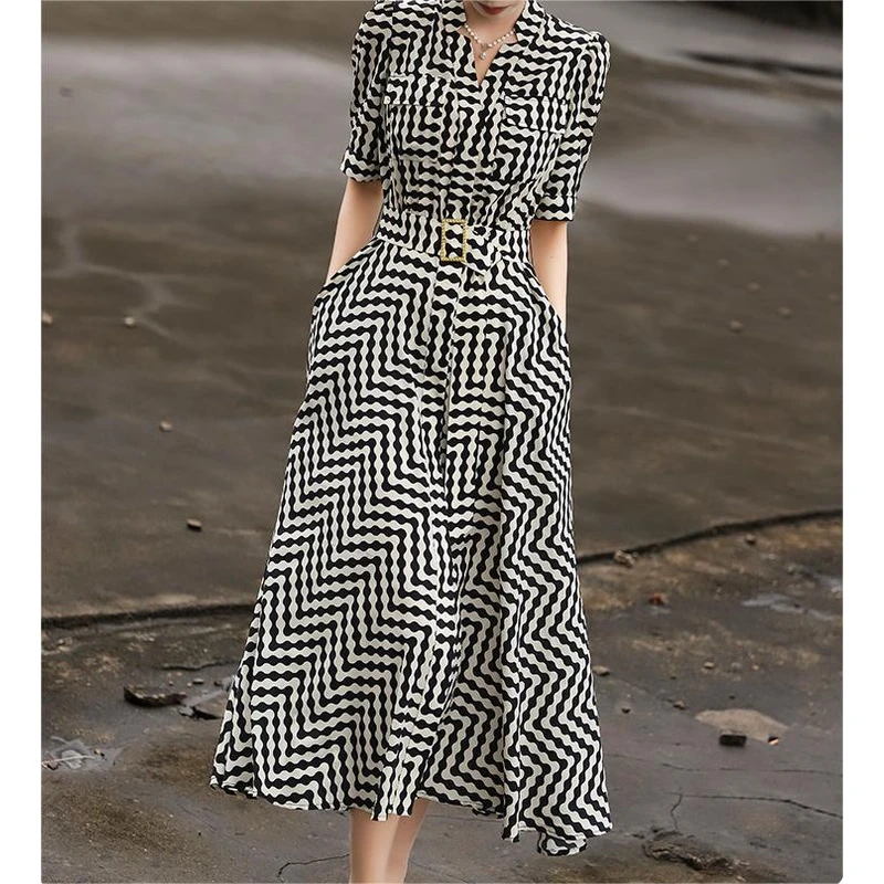 首尚格释--2025夏季新款气质通勤收腰系带衬衫裙泡泡袖立领条纹连