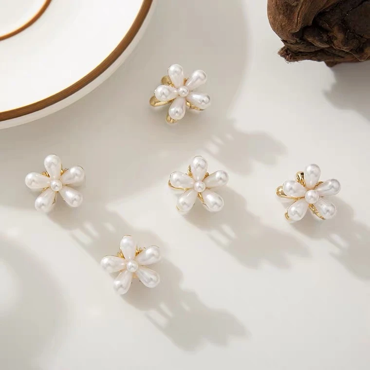 夹子顶夹小巧优雅韩版花朵头饰发夹小号珠珠甜美