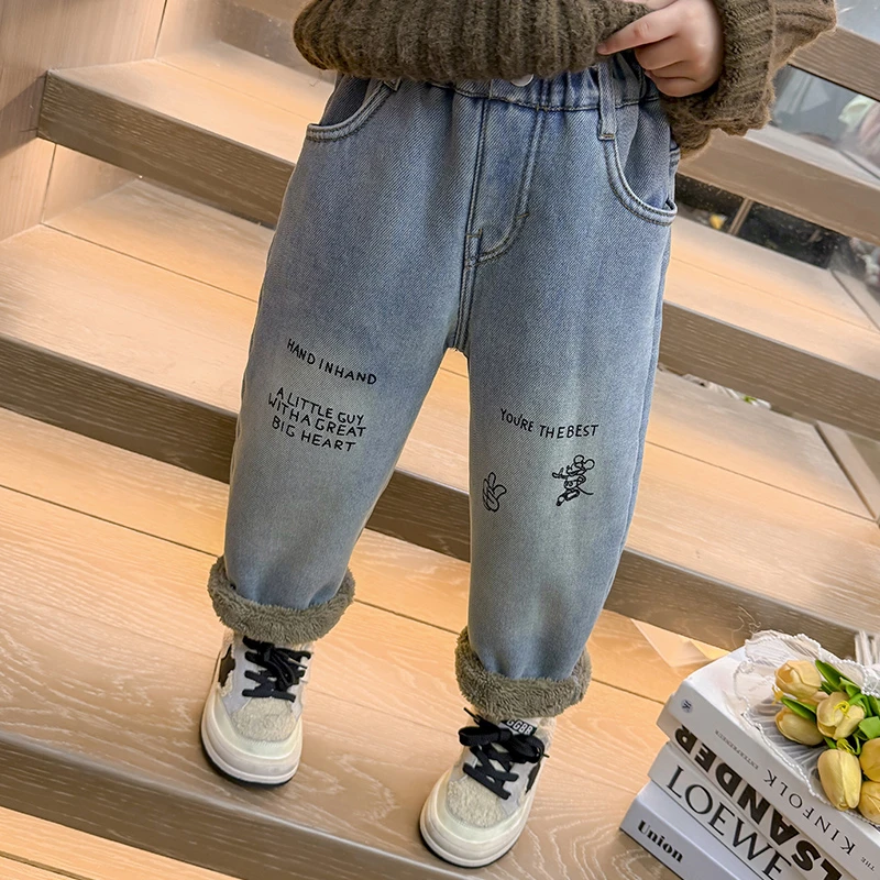 一条过冬女童加绒牛仔裤洋气秋冬款女宝宝加厚一体绒休闲裤小童潮
