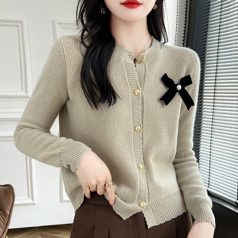 羊范100%纯羊毛开衫圆领蝴蝶结外套女士秋冬新款小香风气质针织衫