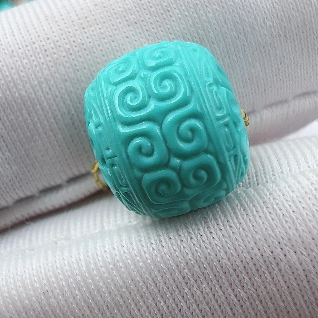 绿松石配饰未镶嵌