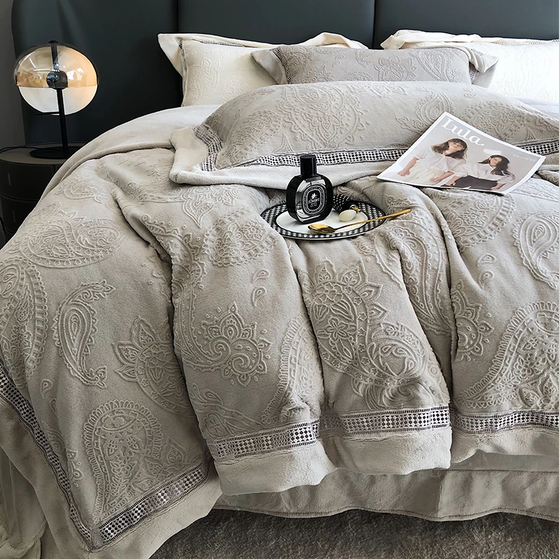 喜兹 佩斯利镂空款 雕花牛奶绒保暖四件套 冬季防寒保暖床品