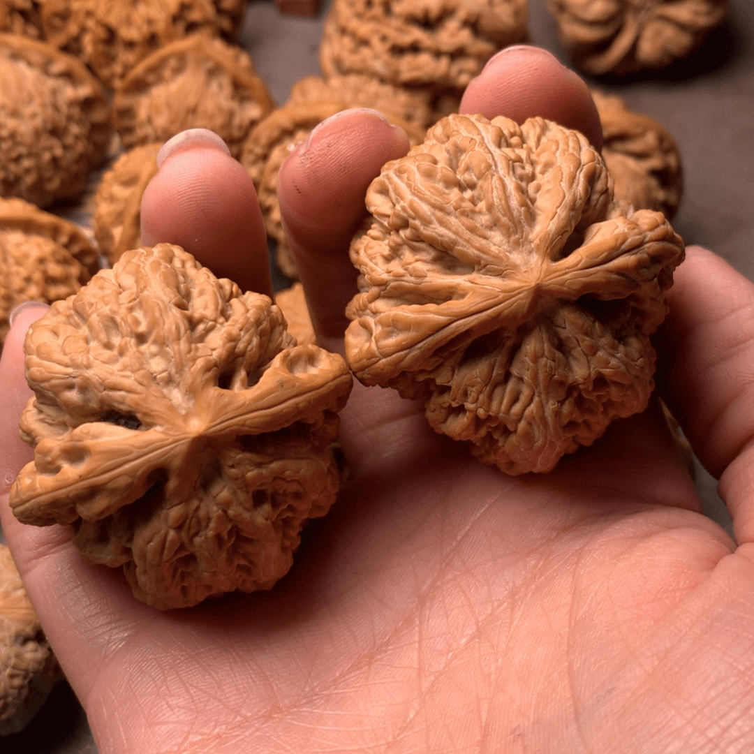 【闪购商品】文玩核桃吊坠刘**.