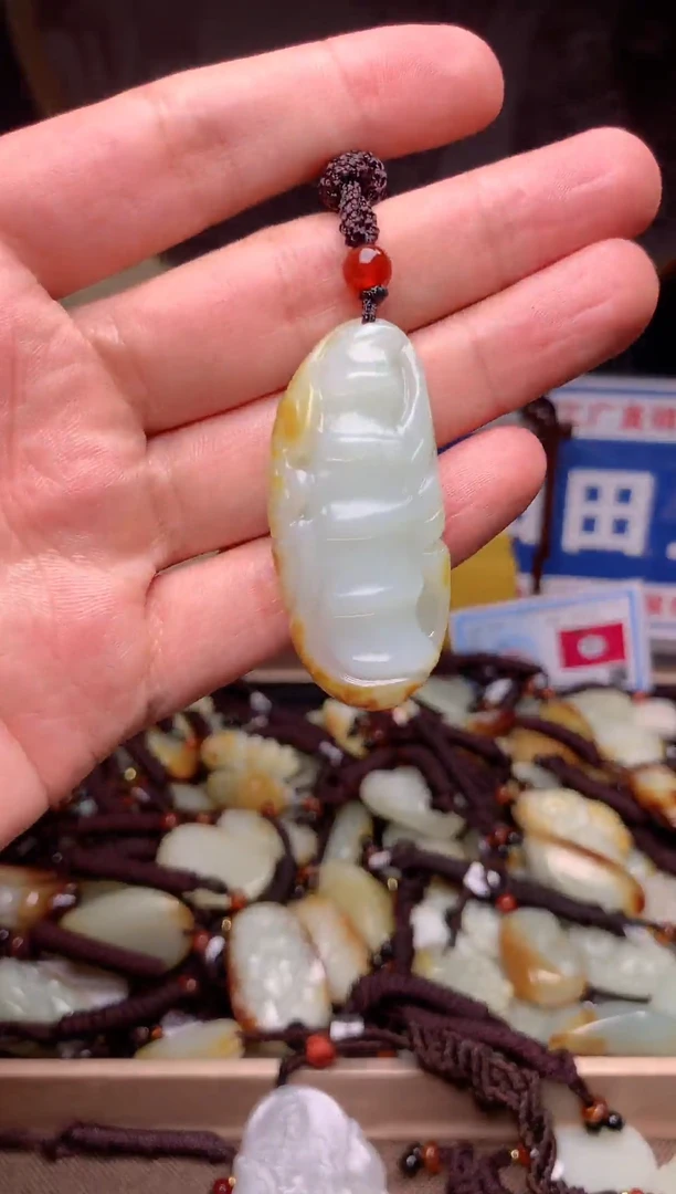 【闪购商品】和田玉颈饰未镶嵌35