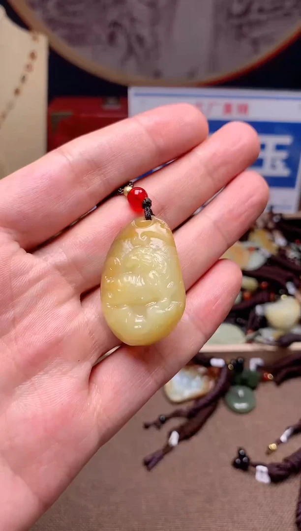 【闪购商品】和田玉颈饰未镶嵌1