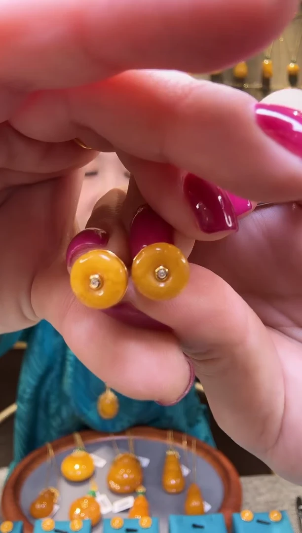 【闪购商品】蜜蜡耳饰银S925镀金镶嵌A003蜜蜡耳坠