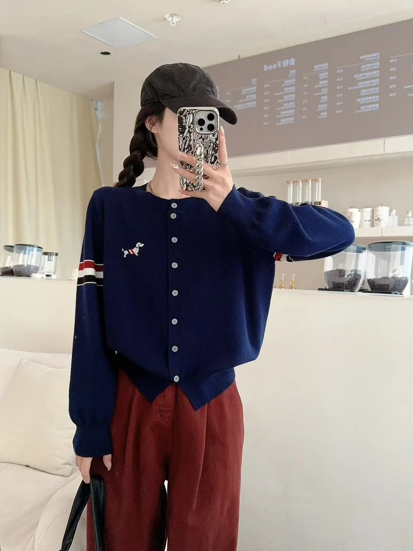 时尚拼色条纹毛衣外套小狗刺绣休闲针织开衫上衣