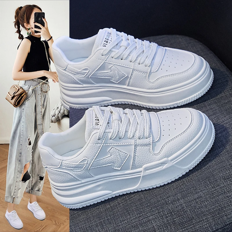 2368 小白鞋女2023年秋季新款百搭休闲网红显高爆款运动厚底板鞋