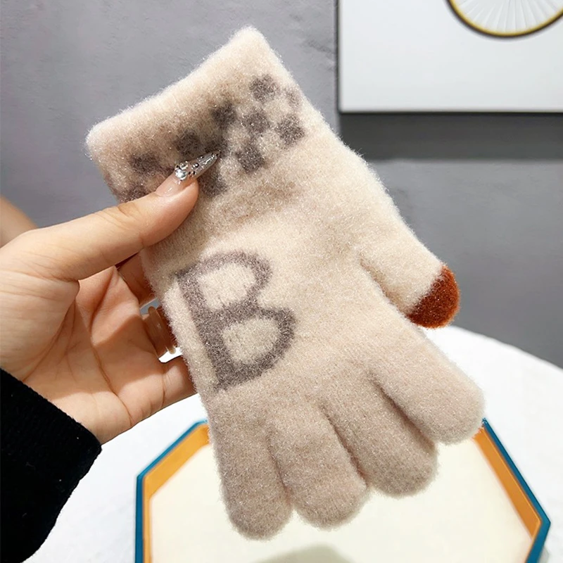 冬季儿童手套分指7-12岁小孩针织毛线五指保暖防寒中大童薄款手套