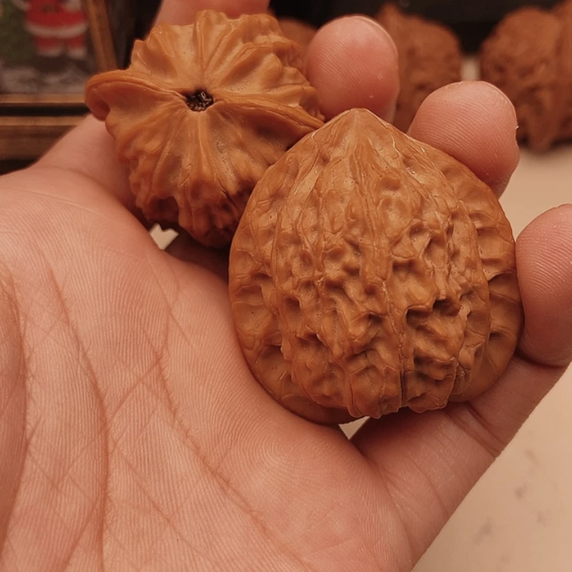 【闪购商品】文玩核桃吊坠浮****灬