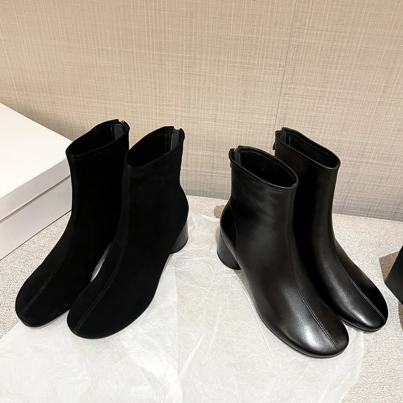 【颜颜严选】（跟高5.5CM）秋冬季时尚百搭休闲粗跟圆头真皮短靴