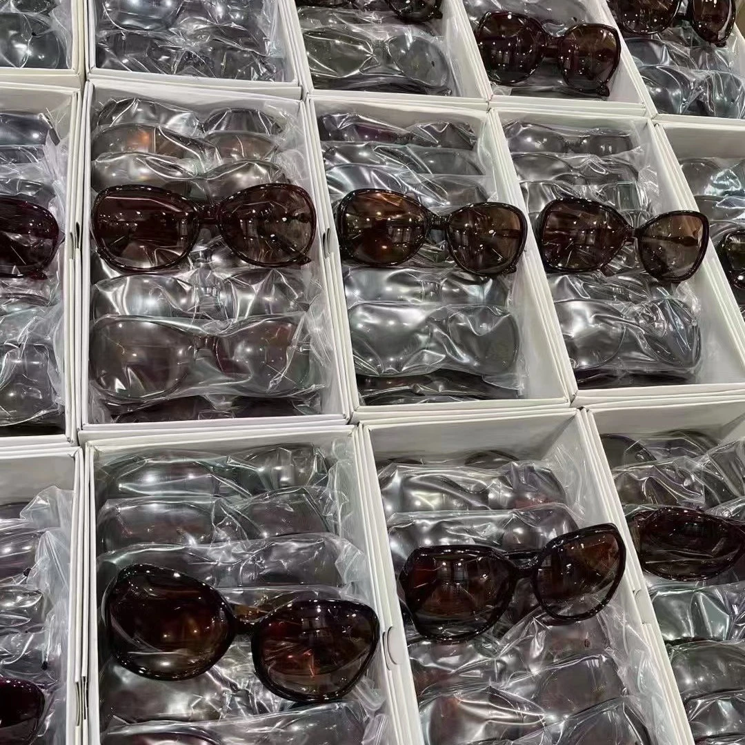 大妈款太阳镜，超轻时尚，百搭女士