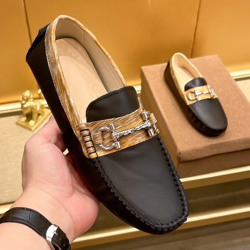 2024春夏季新款潮牌小蜜蜂印花豆豆鞋男高档英伦商务真皮休闲皮鞋