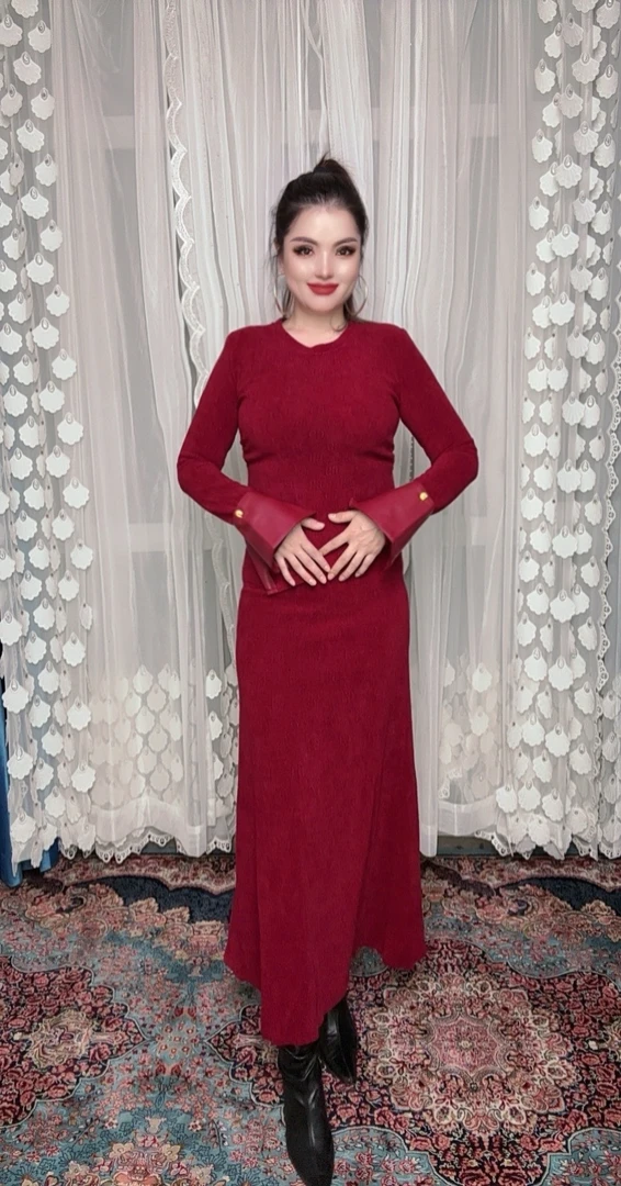 气质时尚休闲针织上衣半身裙套装修身显瘦长袖长裙两件套包邮