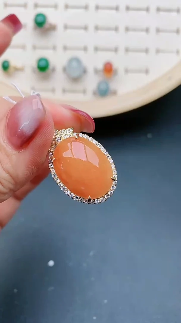 【闪购商品】翡翠吊坠(赠链)银S925镶嵌132112