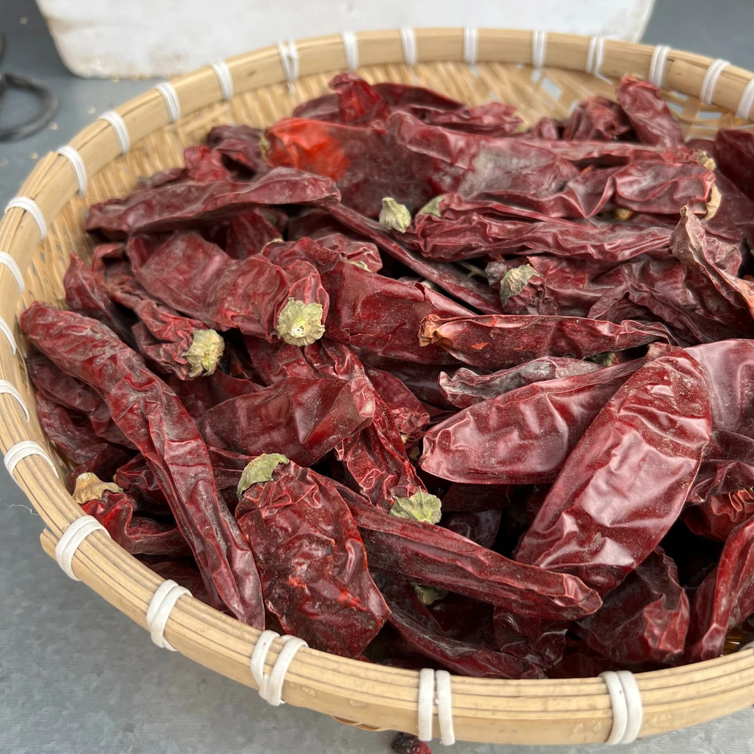 新疆色素辣椒板椒炒菜上颜色