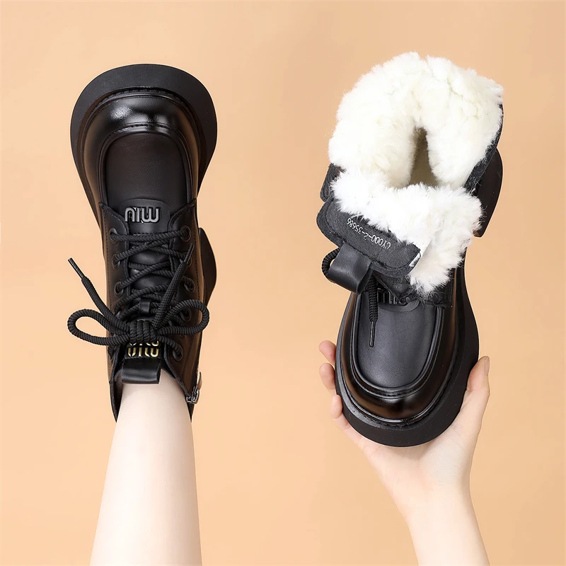 真皮厚底增高2024秋冬季新款女粗跟马丁靴女小个子复古配裙短筒靴