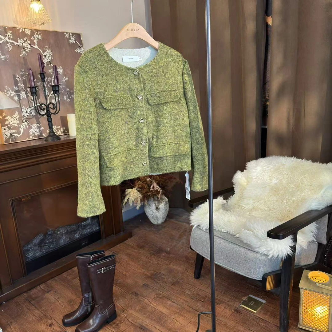 西町村屋复古绿色小香风气质女士羊毛短款外套大衣HC8209421