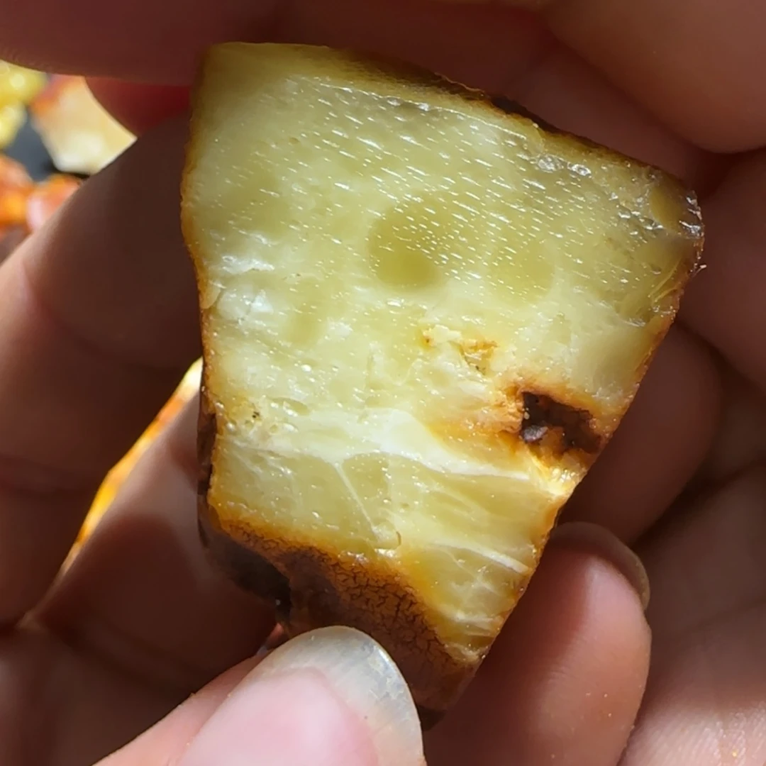 【闪购商品】定制琥珀未镶嵌F****n