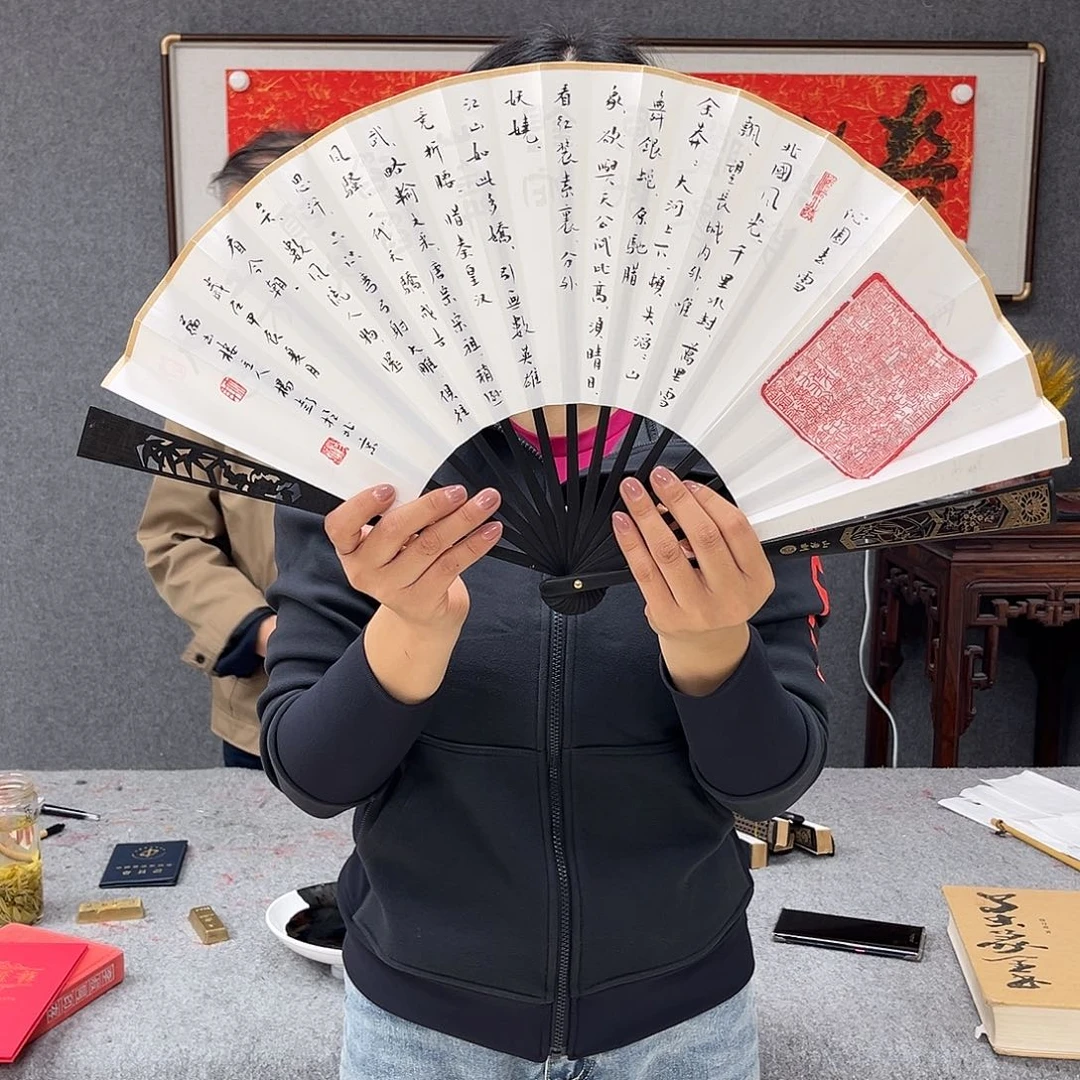 绘画艺术家 真人真迹