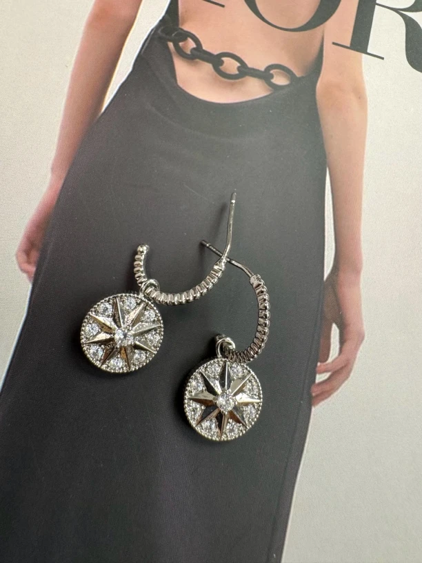 铜合金耳饰 时尚经典气质轻奢耳环