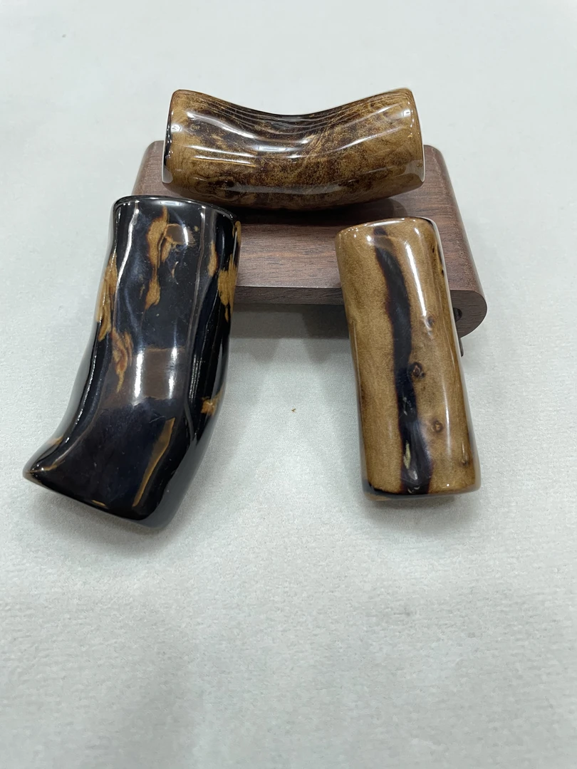 精品小六柳木素面手玩把件 自然随形款吊坠吊牌