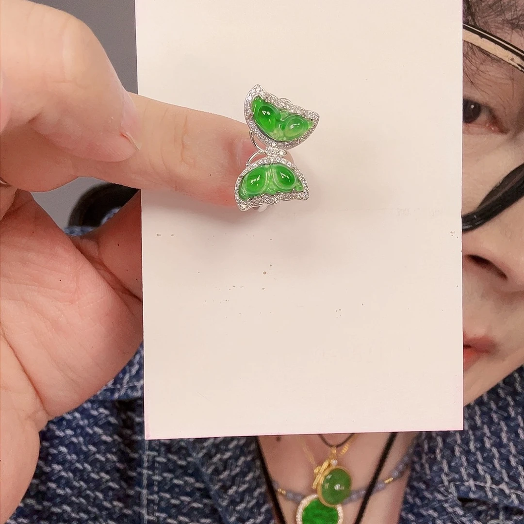 翡翠颈饰未镶嵌一个