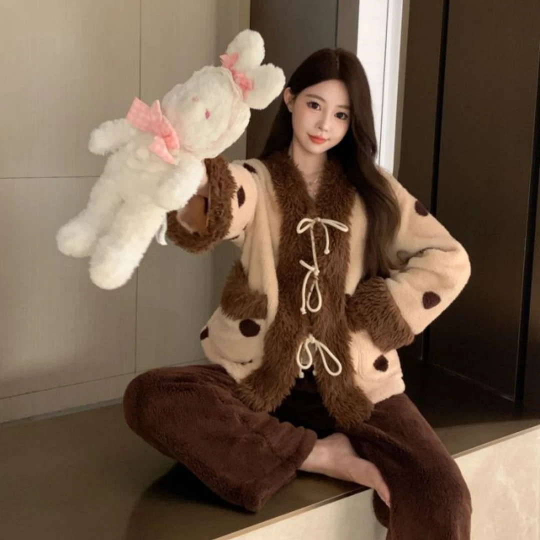 彭裳裳【生椰拿铁】冬装上新网红潮流睡衣时尚气质轻奢居家服套装