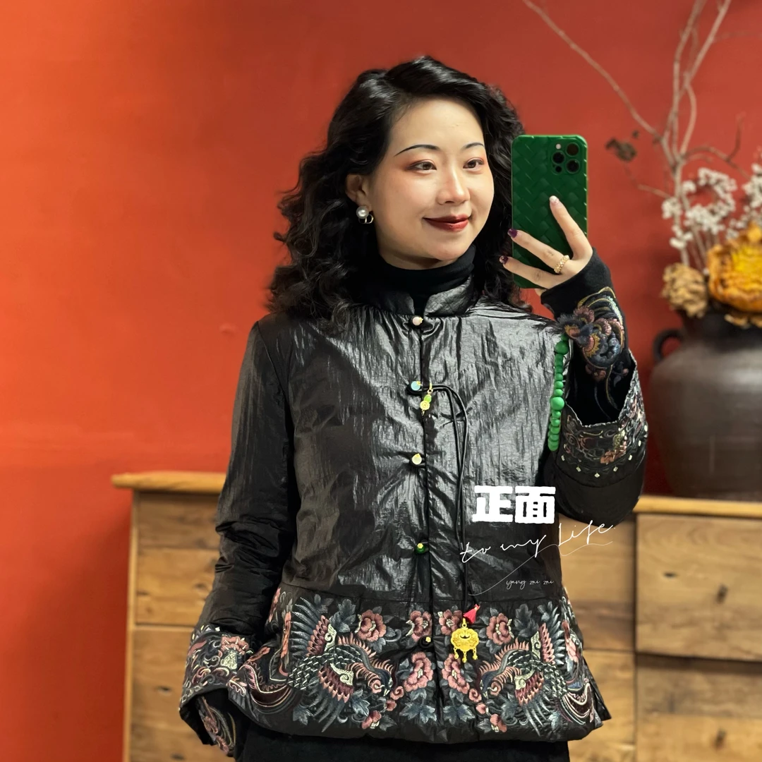 羊在在【长乐吉祥】中式刺绣双面穿羽绒服白鸭绒五彩珠扣外套YX0891