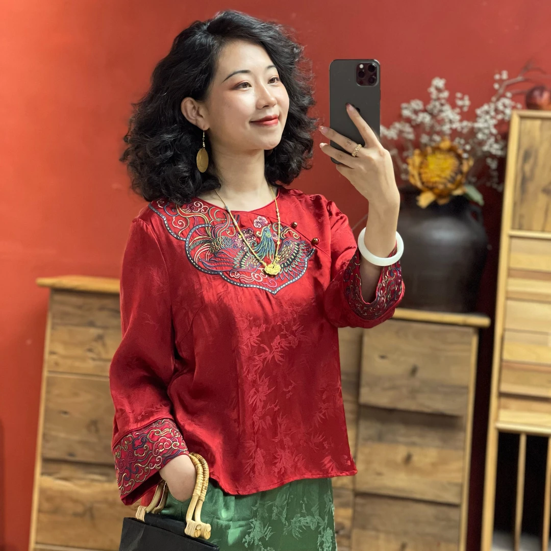 【羊在在】民族风中式斜襟刺绣上衣汉服唐装女圆领茶服SY24YX0373