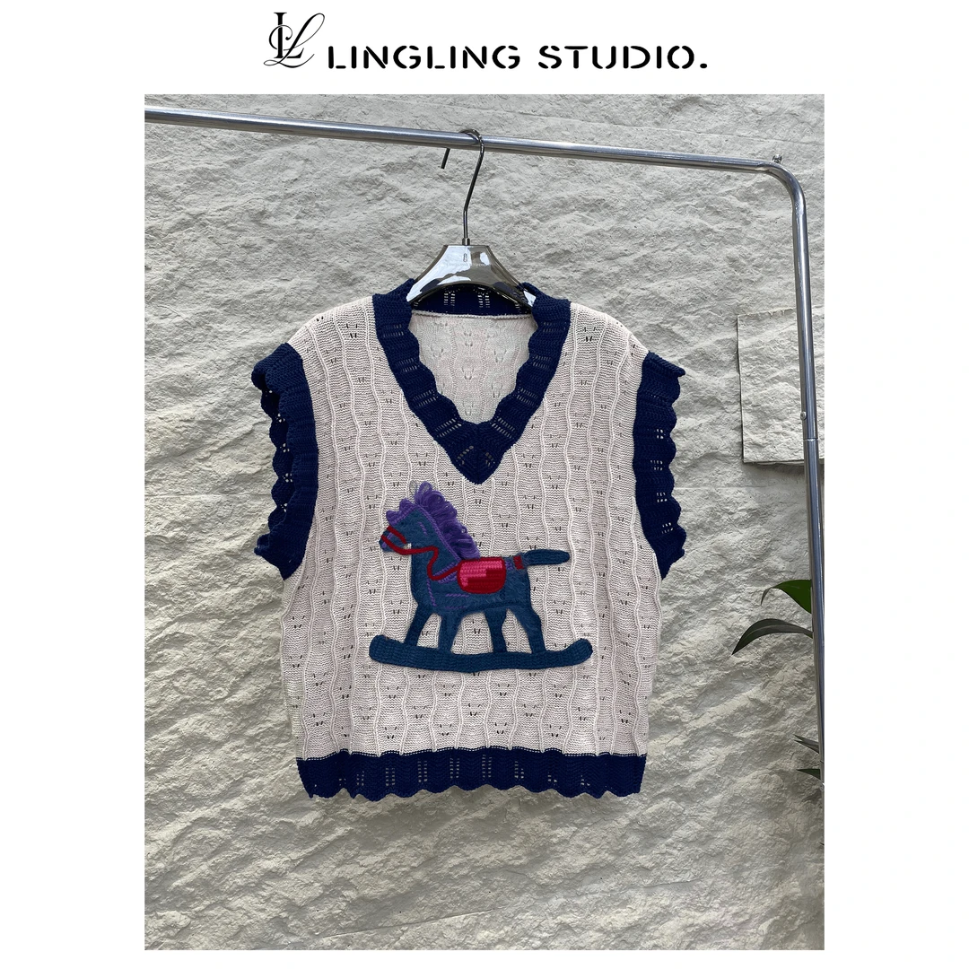 040916-零零『彩虹小马』显瘦时尚休闲简约流苏马毛织背心//衣长53