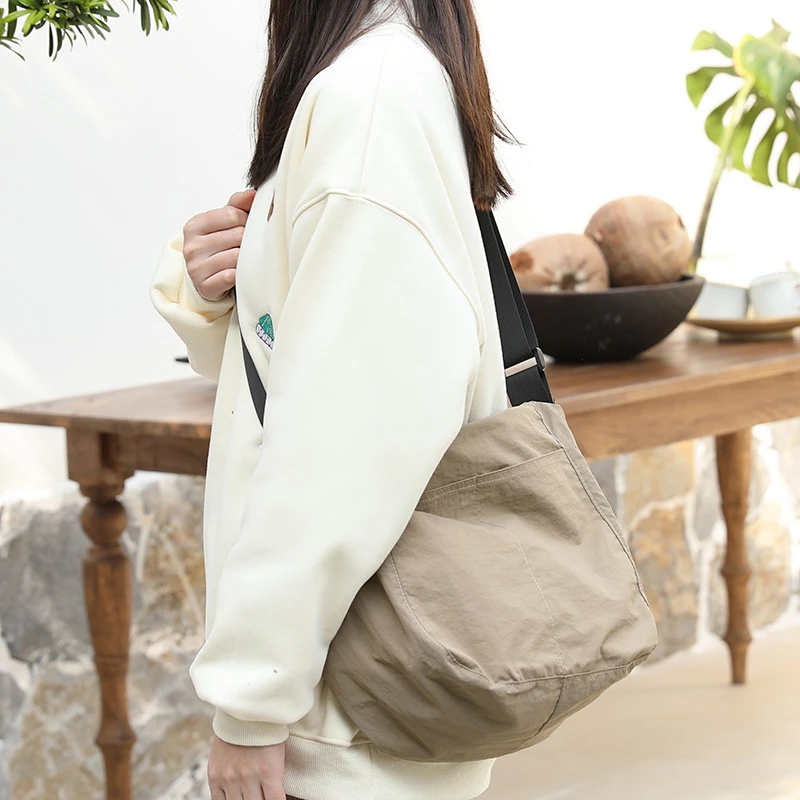 新款日系休闲文艺帆布包ins简约撞色单肩女包网红时尚尼龙斜挎包