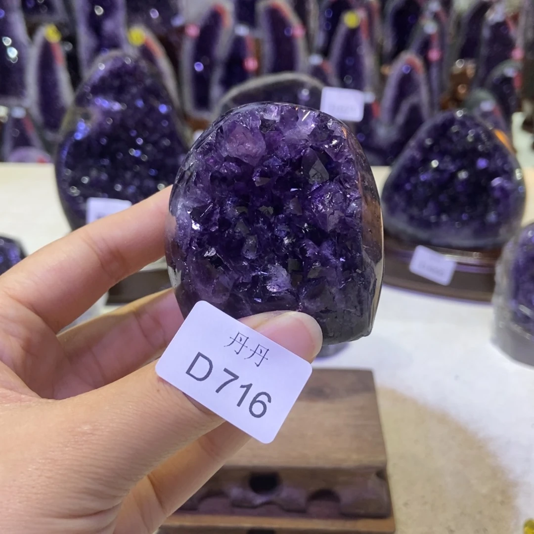 紫晶大型摆件（非配饰）未镶嵌
