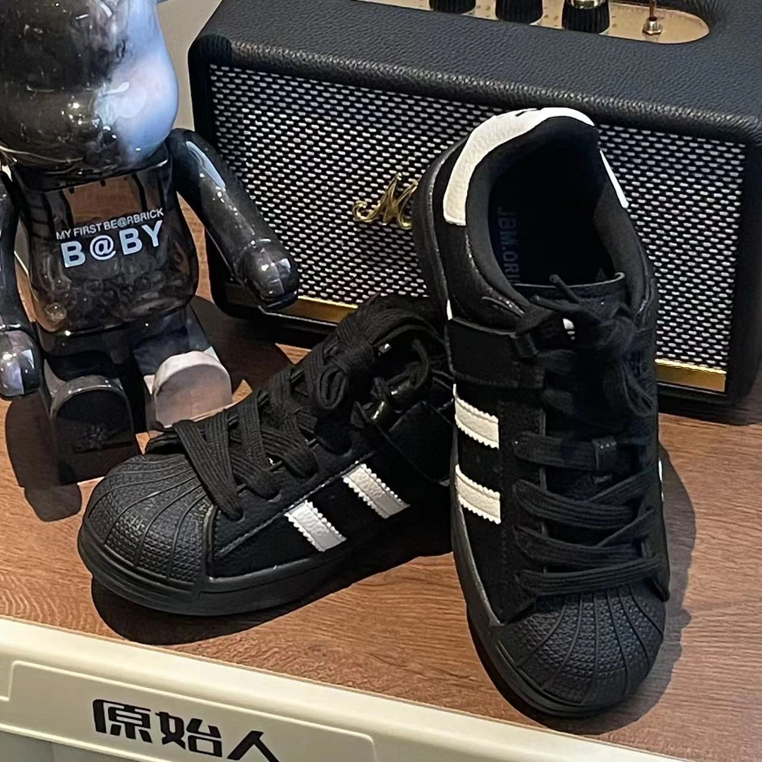 [5XJ]黑色侧白杠贝壳头时尚百搭休闲儿童时尚运动板鞋(酷感十足)