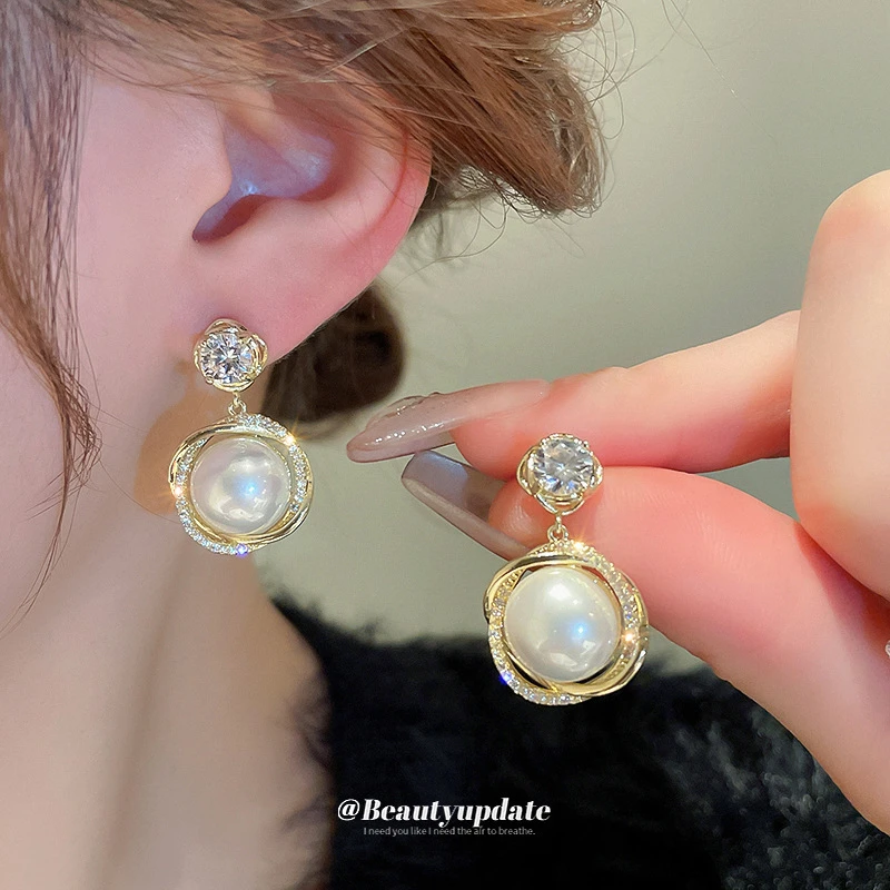 铜合金耳饰 法式锆石耳环女轻奢小众高级感耳钉新款气质秋冬耳饰